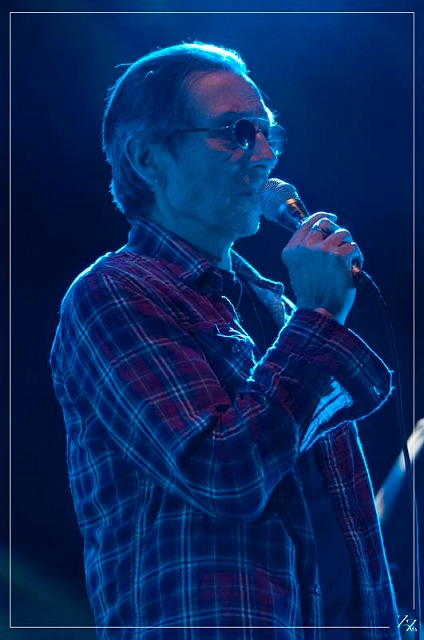 18817-LR John Trudell 2011-01-29 (Zz) [p].jpg